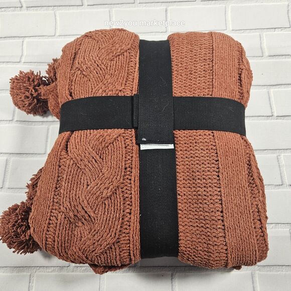 NEW Bee & Willow Testured chenille Knit Throw 50in X 70in Cinamon color - Picture 4 of 7